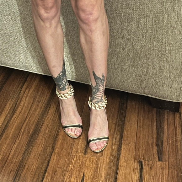Marciano black and gold heels with cream chain ankle strap… 37/6.5 - Picture 4 of 8